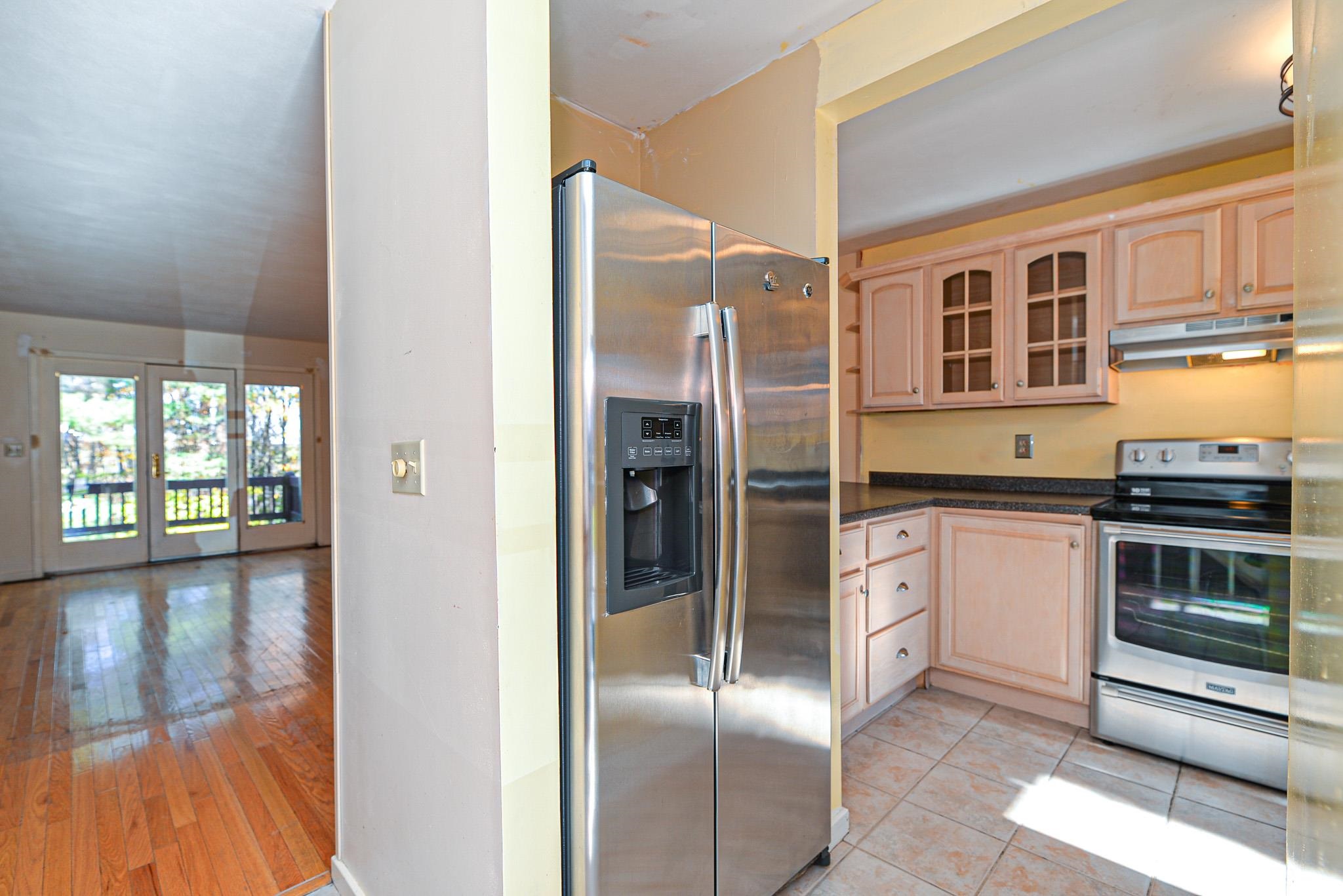 16 Thornhill Road, Unit 16 Stratham, NH 03885 - Photo 11 of 30