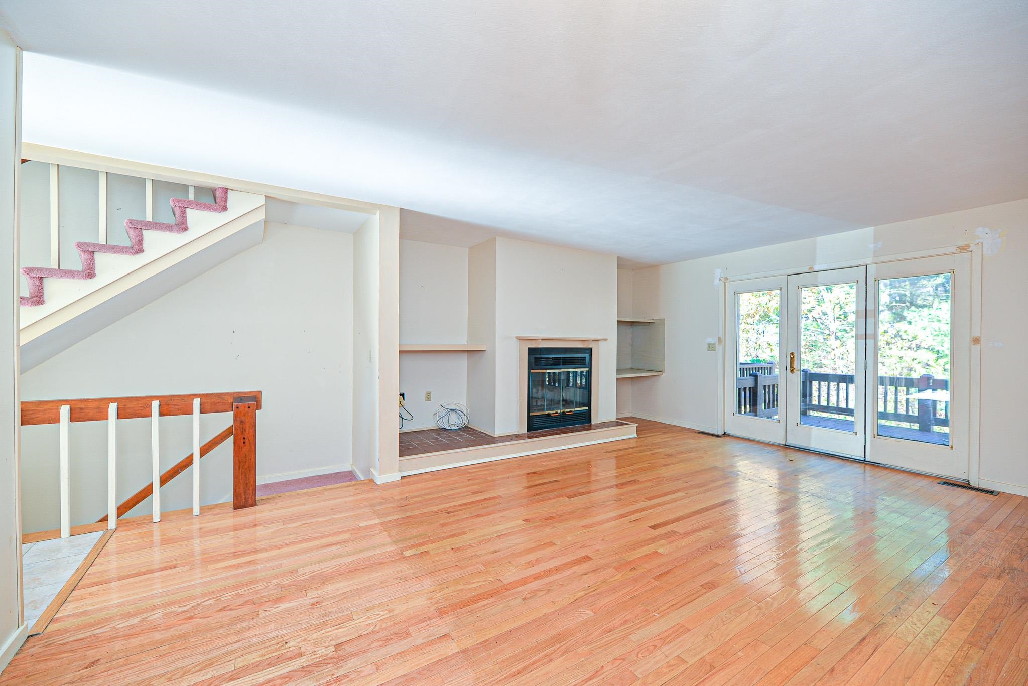 16 Thornhill Road, Unit 16 Stratham, NH 03885 - Photo 15 of 30