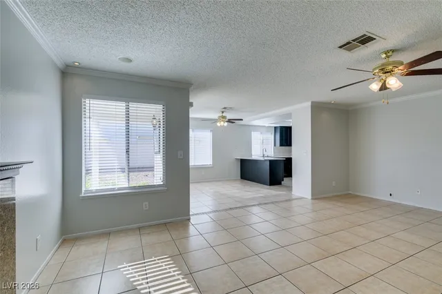 $1,995 | 6391 Chisos Drive, Las Vegas, NV 89103