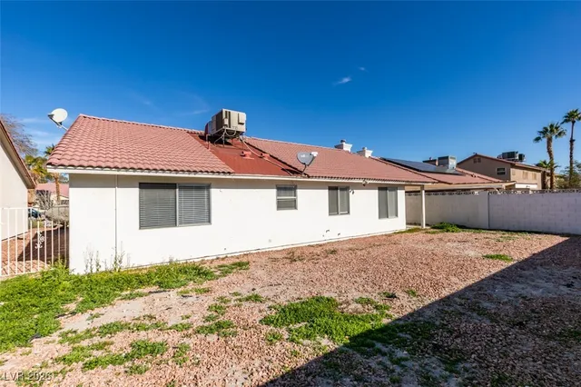 $1,995 | 6391 Chisos Drive, Las Vegas, NV 89103