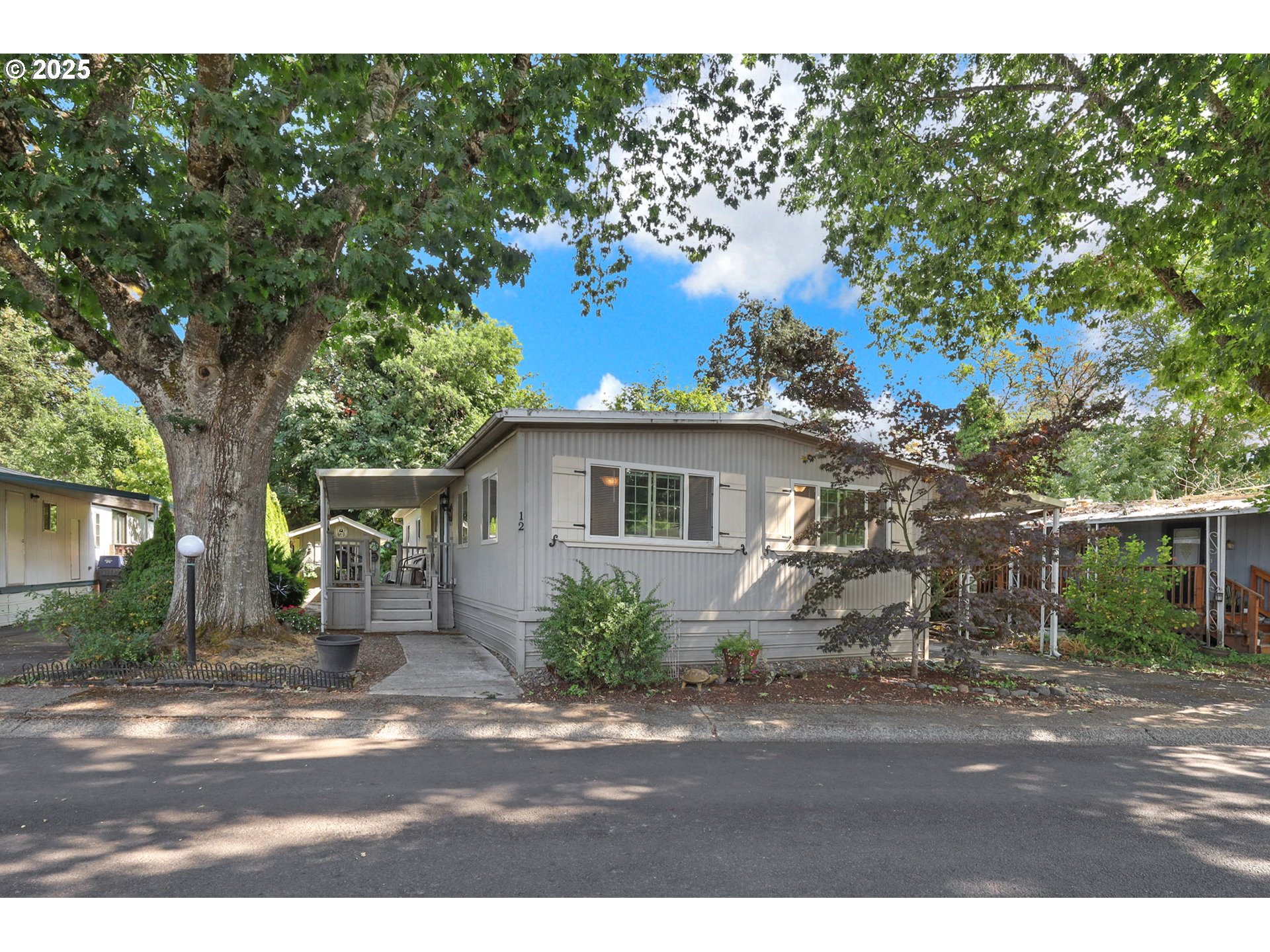 1475 Green Acres Road, Unit 12 Eugene, OR 97408 - Photo 1 of 38 Gallery Image 1