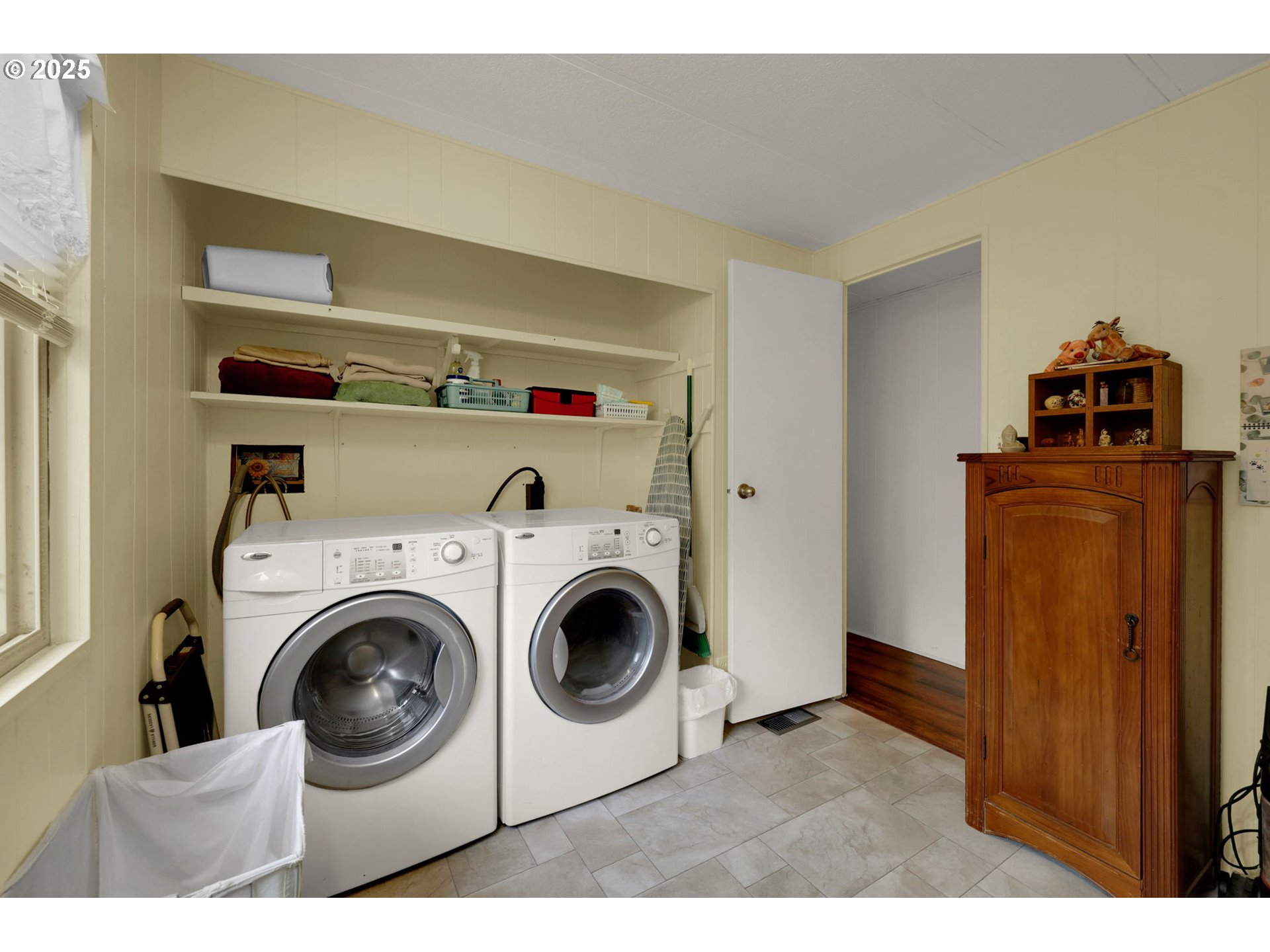 1475 Green Acres Road, Unit 12 Eugene, OR 97408 - Photo 13 of 38 Gallery Image 13