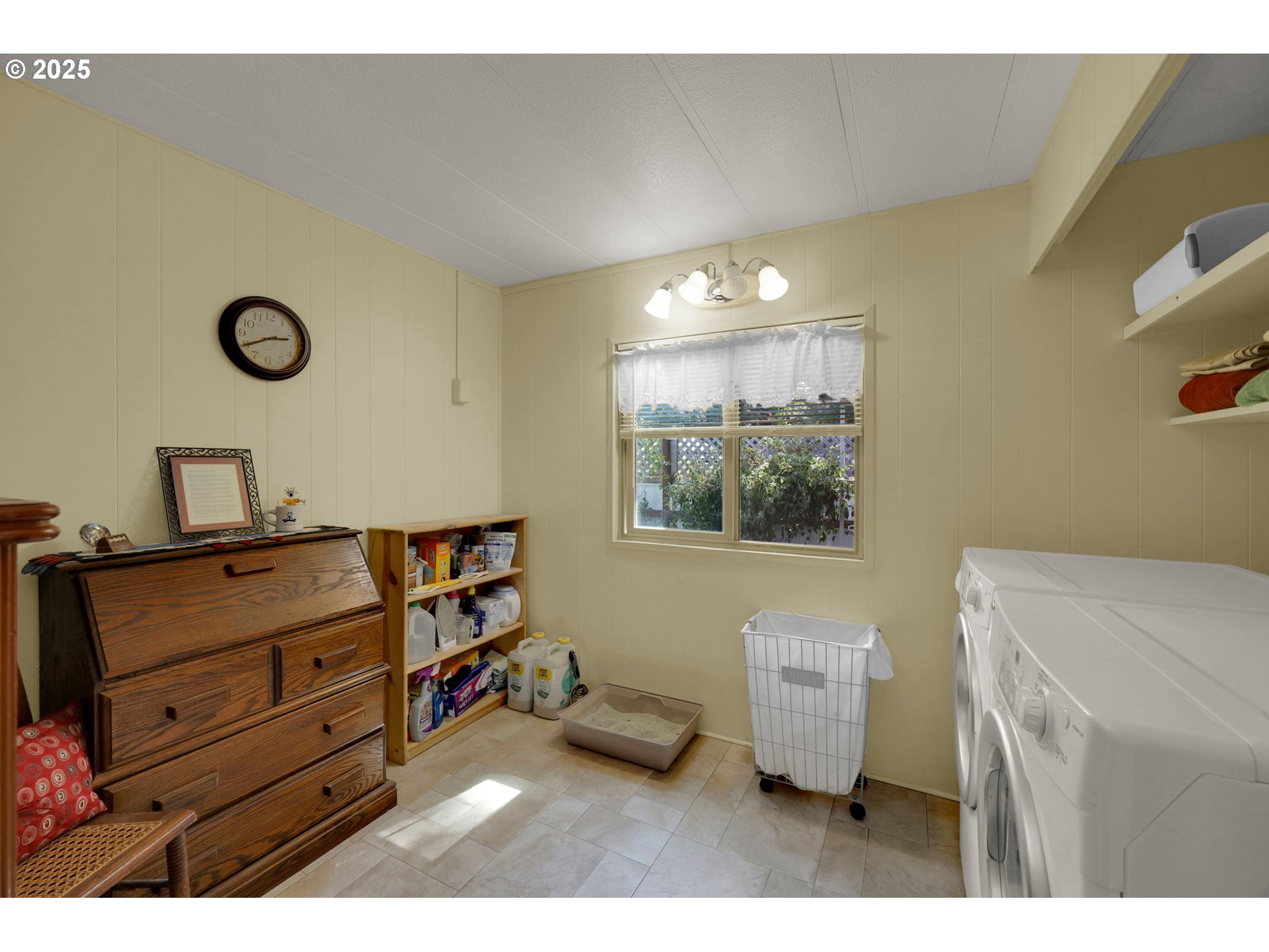 1475 Green Acres Road, Unit 12 Eugene, OR 97408 - Photo 14 of 38 Gallery Image 14