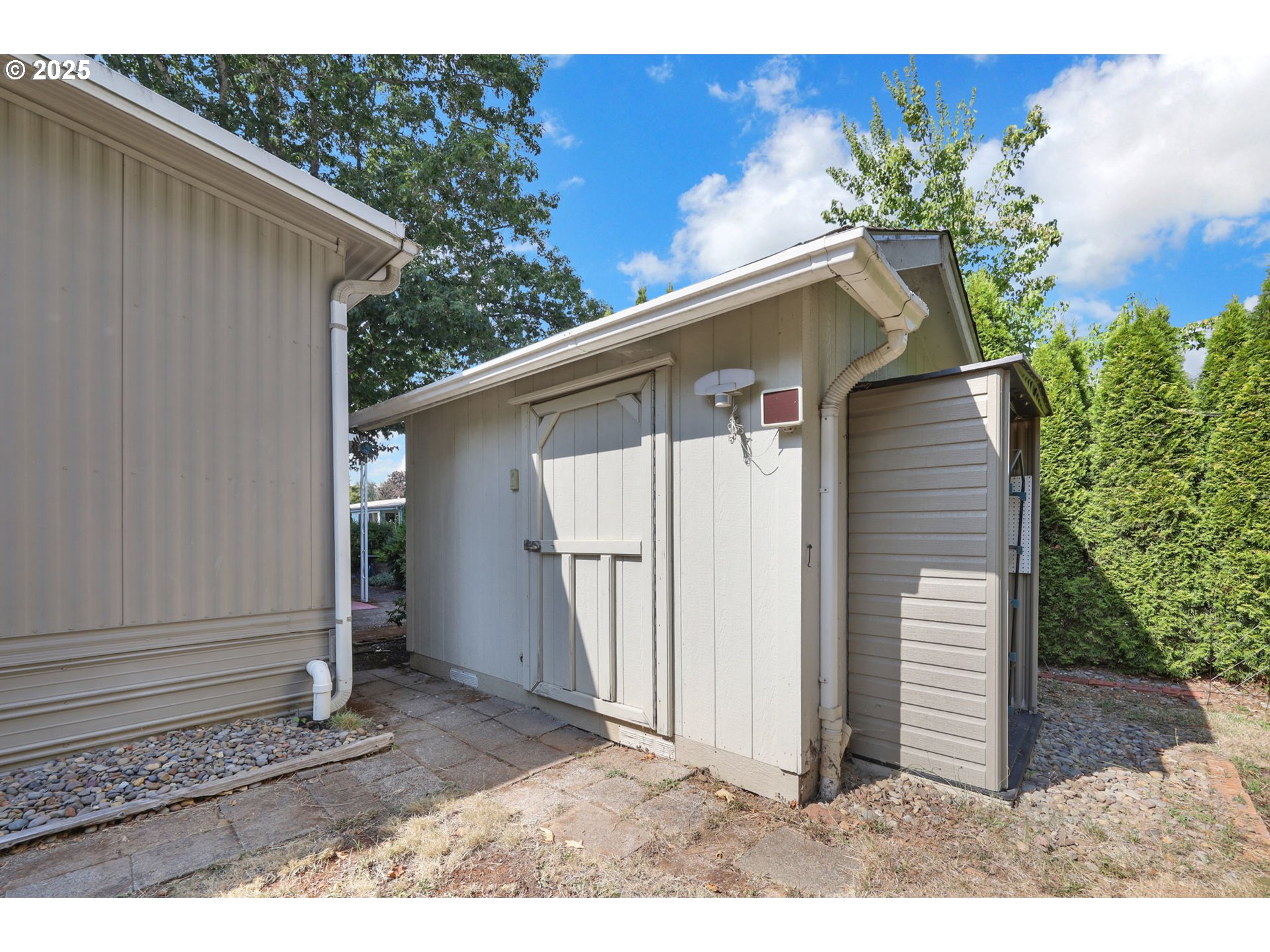 1475 Green Acres Road, Unit 12 Eugene, OR 97408 - Photo 31 of 38 Gallery Image 31