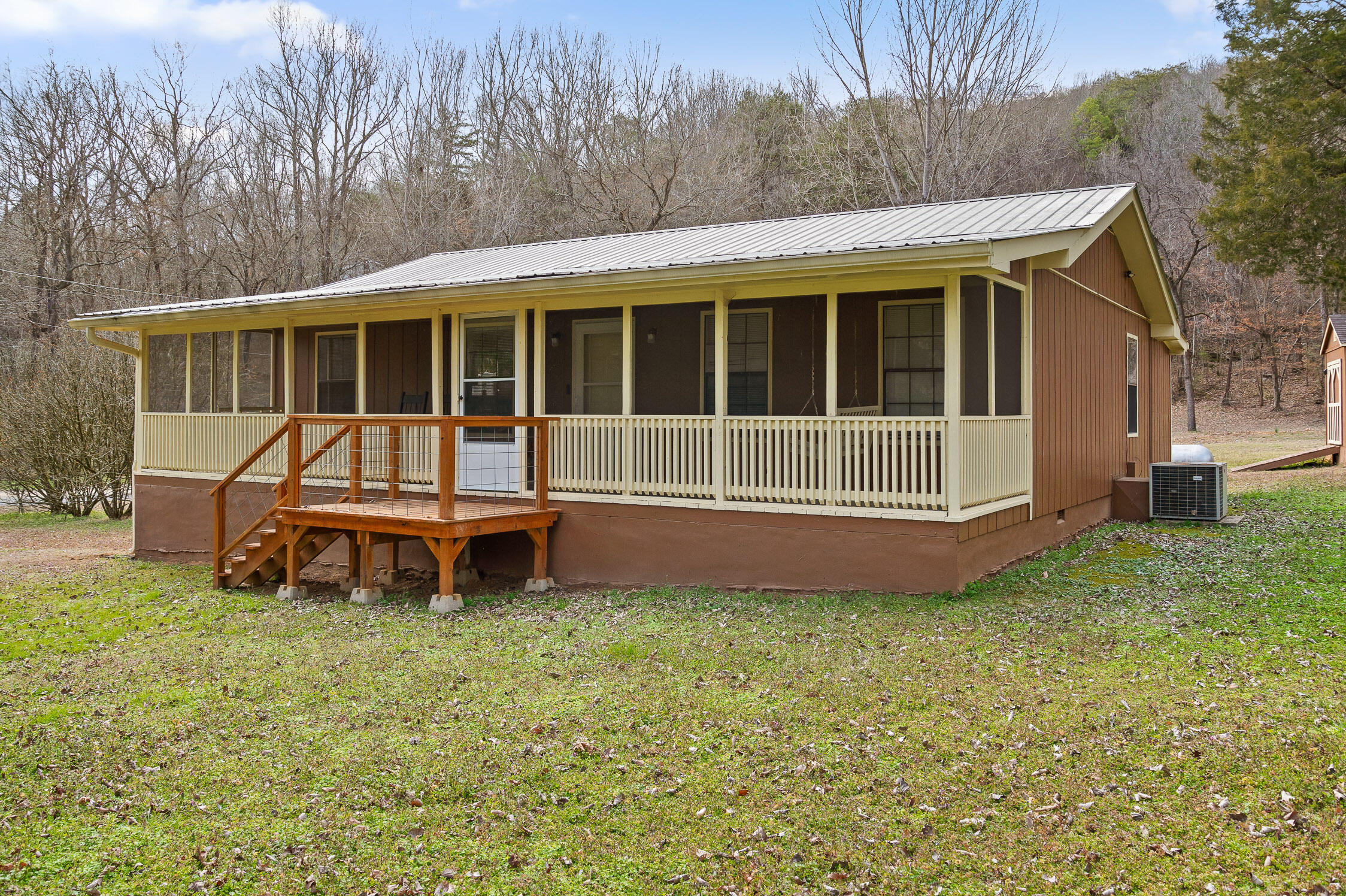 848 Back Valley Road Trenton, GA 30752 - Photo 8 of 51 Back-33
