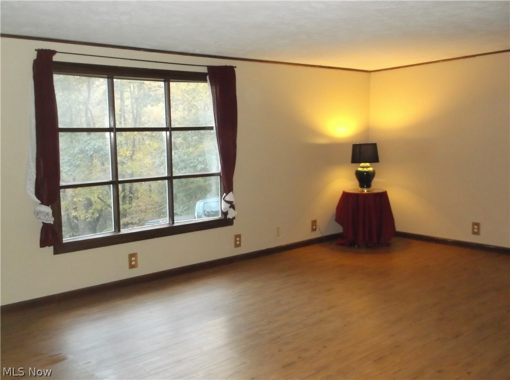 16965 Anderson Road Kimbolton, OH 43749 - Photo 22 of 35 Family Room