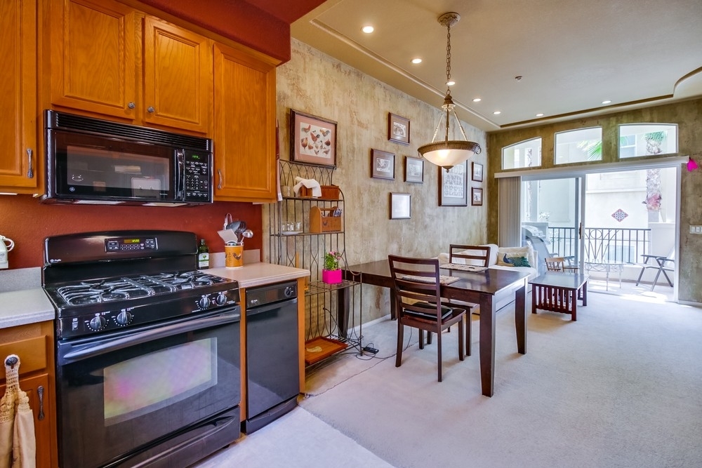 2186 Historic Decatur Road, Unit 40 San Diego, CA 92106 - Photo 9 of 25