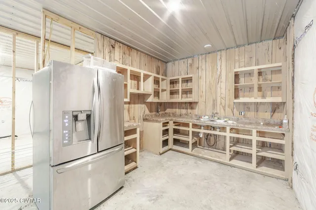 $750,000 | 9475 Highway 100, Scotts Hill, TN 38374