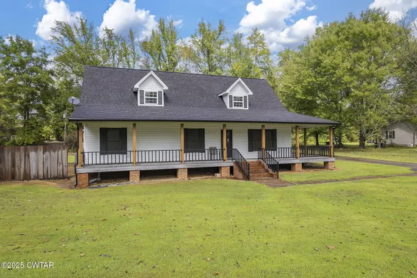 $750,000 | 9475 Highway 100, Scotts Hill, TN 38374