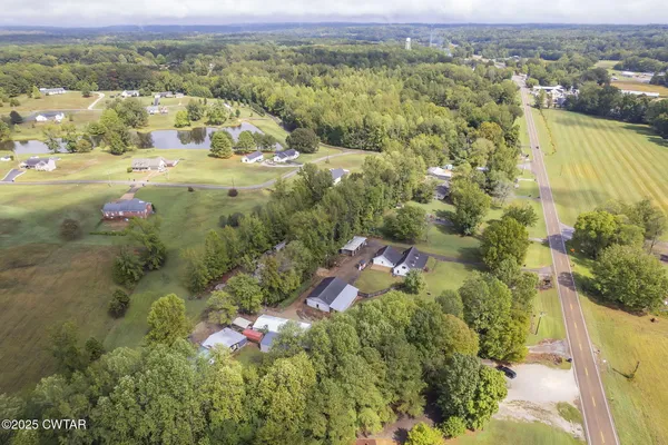 $750,000 | 9475 Highway 100, Scotts Hill, TN 38374