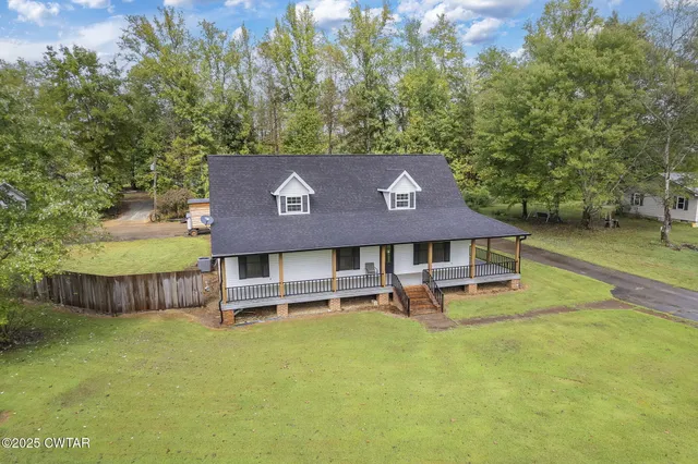 $750,000 | 9475 Highway 100, Scotts Hill, TN 38374