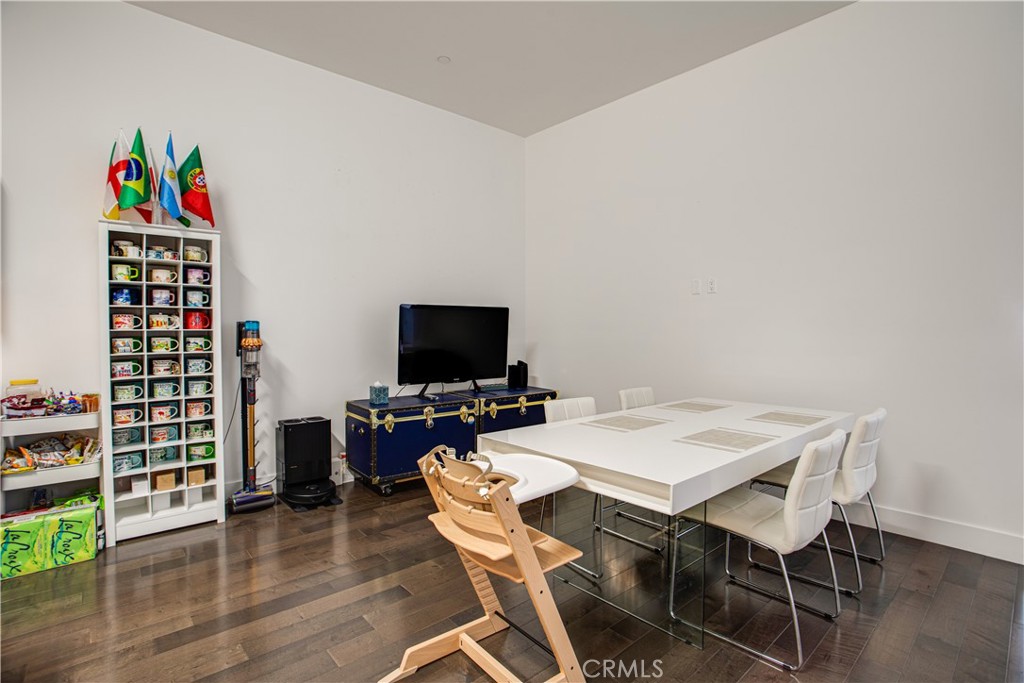 433 Pine Avenue, Unit 308 Long Beach, CA 90802 - Photo 12 of 31