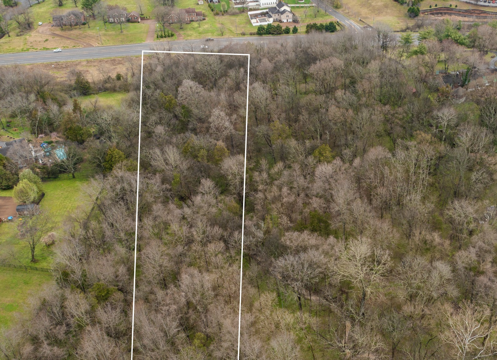 2 Murfreesboro Road Franklin, TN 37067 - Photo 3 of 6 a bathroom with a shower