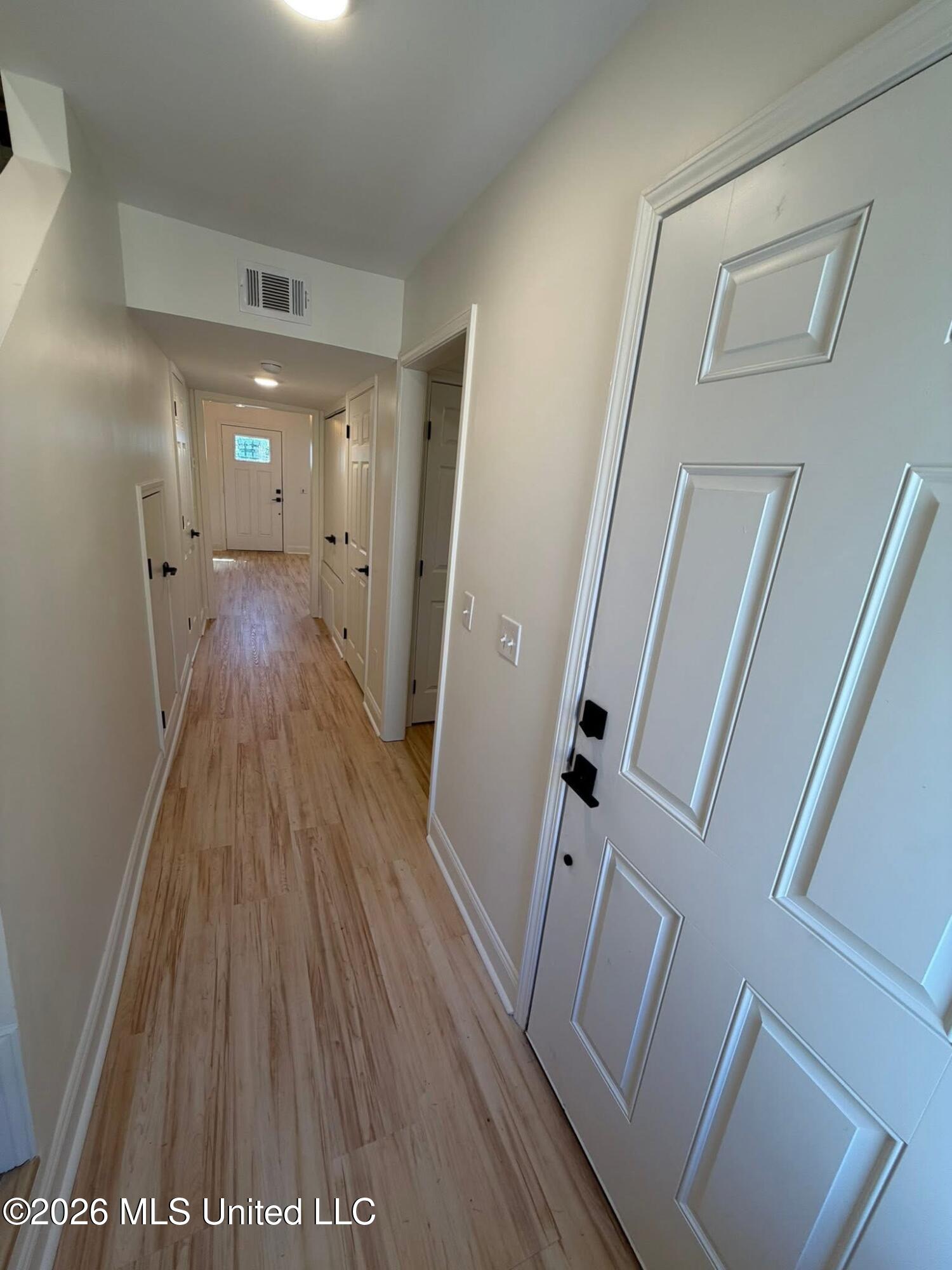 1255 East County Line Road, Unit G1 Jackson, MS 39211 - Photo 19 of 19 IMG_1245