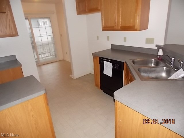 4442 Sexton Road Cleveland, OH 44105 - Photo 7 of 14