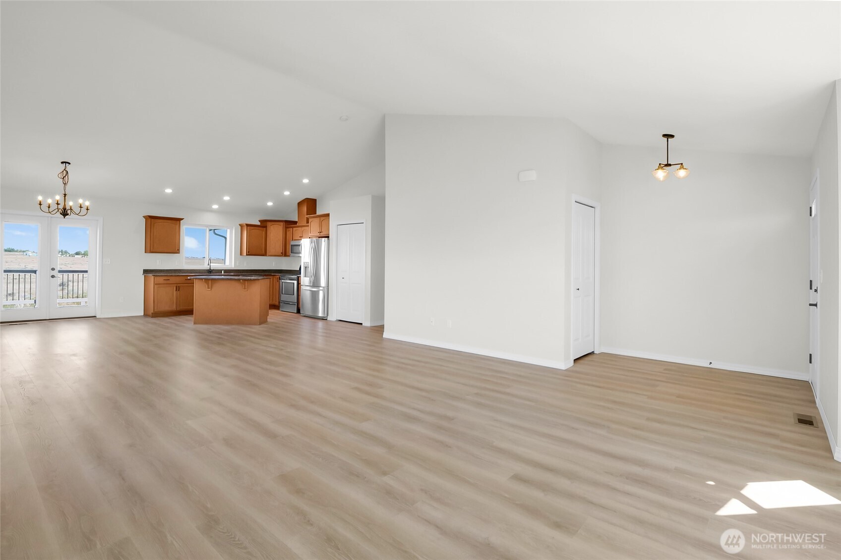 8903 Stonecrest Road Northeast Moses Lake, WA 98837 - Photo 10 of 40 Gallery Image 10