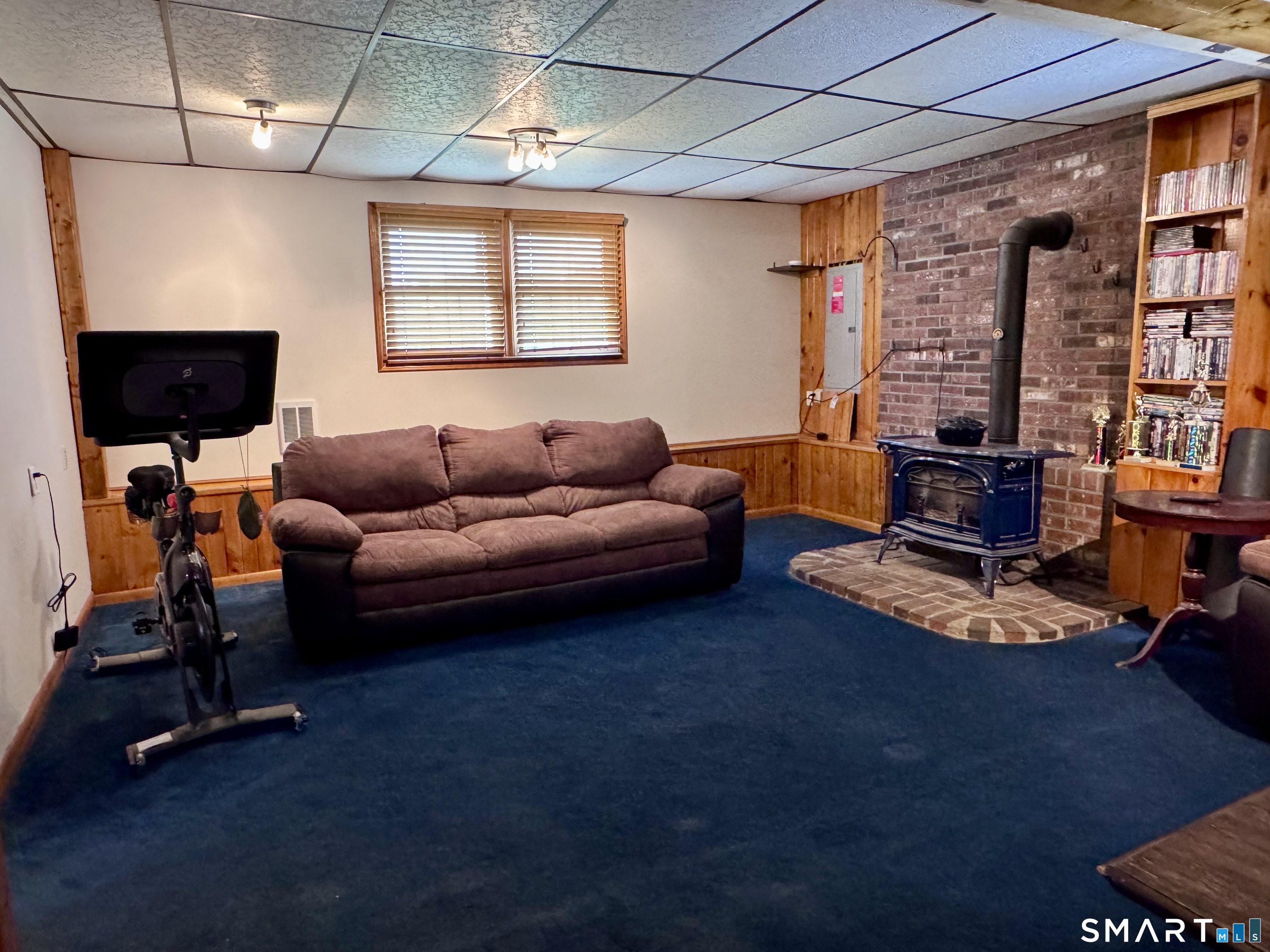 24 Middle Road Enfield, CT 06082 - Photo 30 of 38