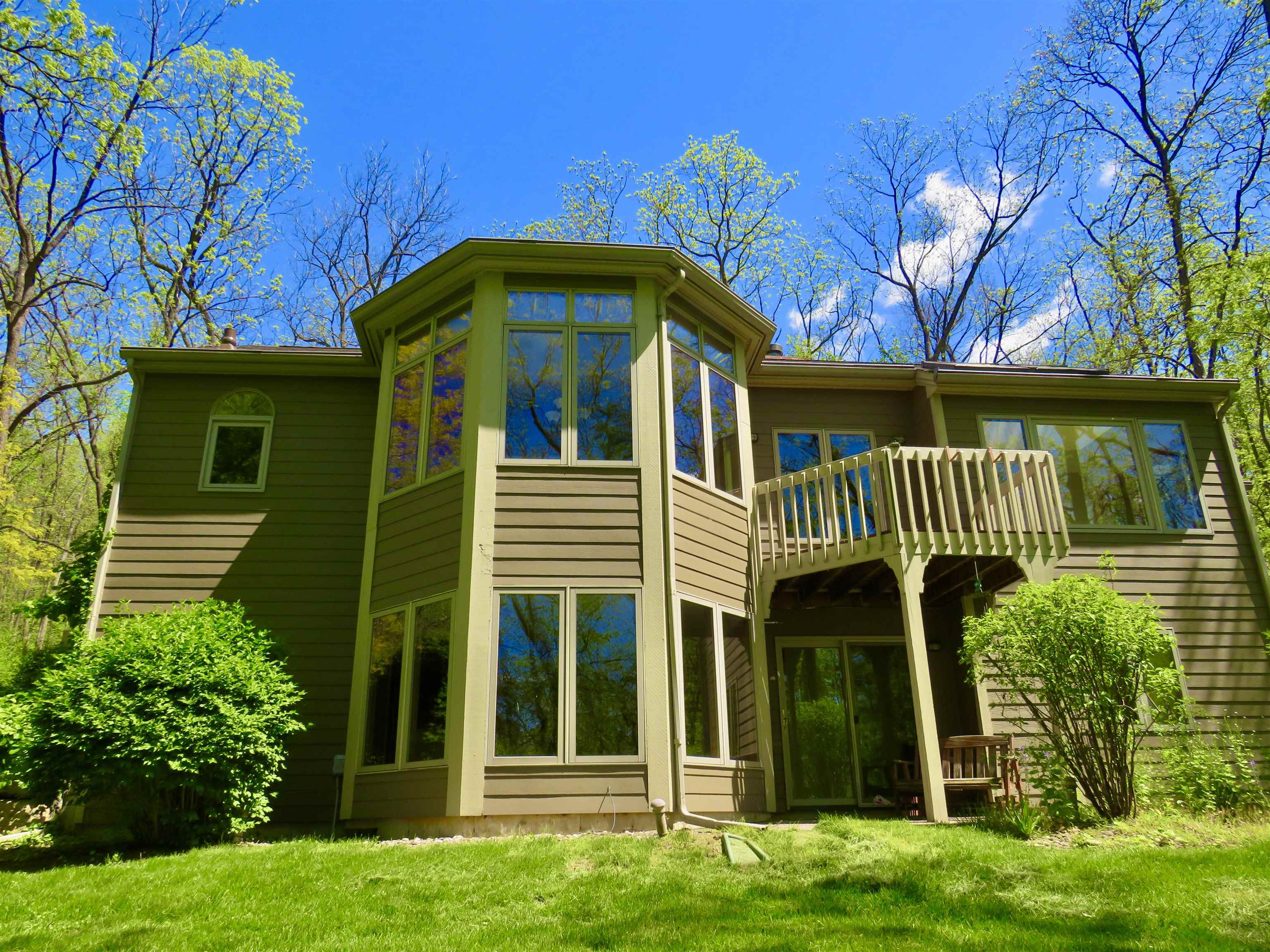 13 Heatherdowns Lane Galena, IL 61036 - Photo 1 of 46