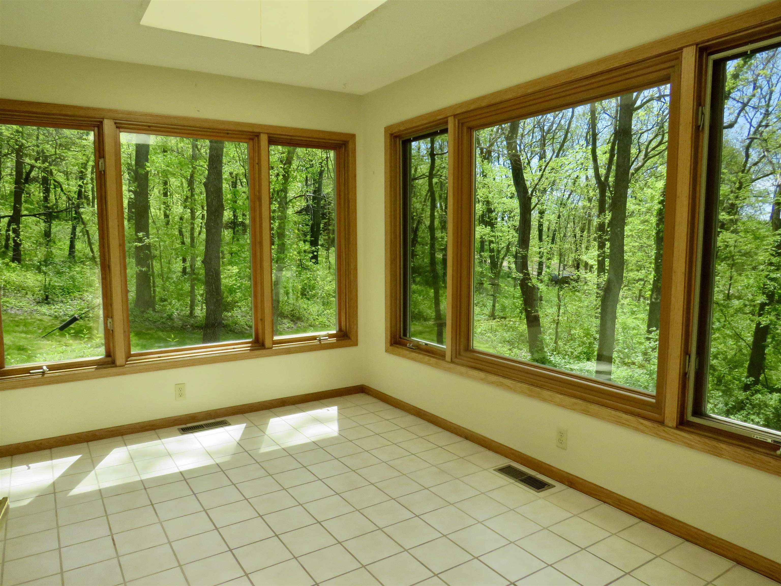 13 Heatherdowns Lane Galena, IL 61036 - Photo 21 of 46