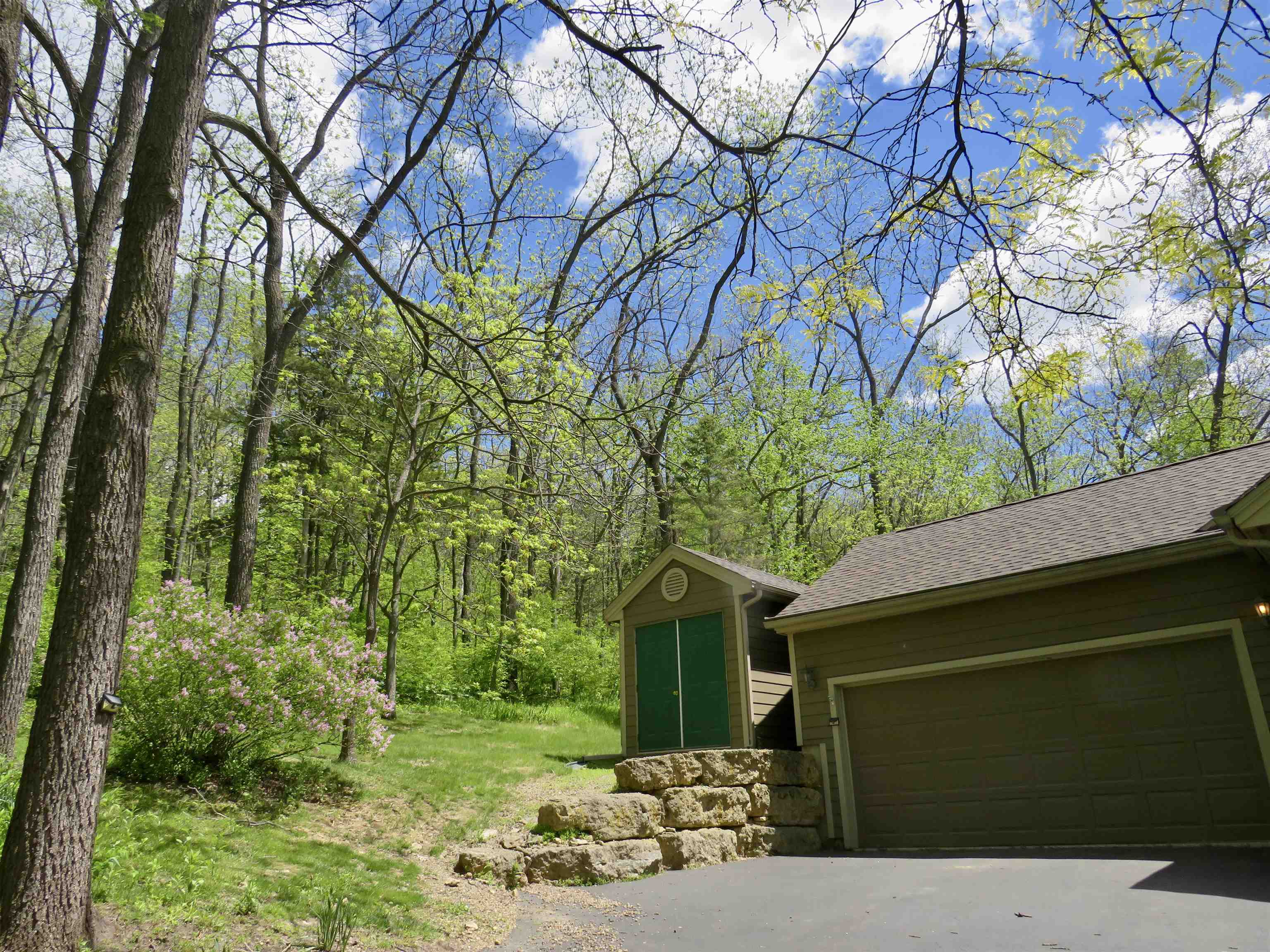 13 Heatherdowns Lane Galena, IL 61036 - Photo 40 of 46
