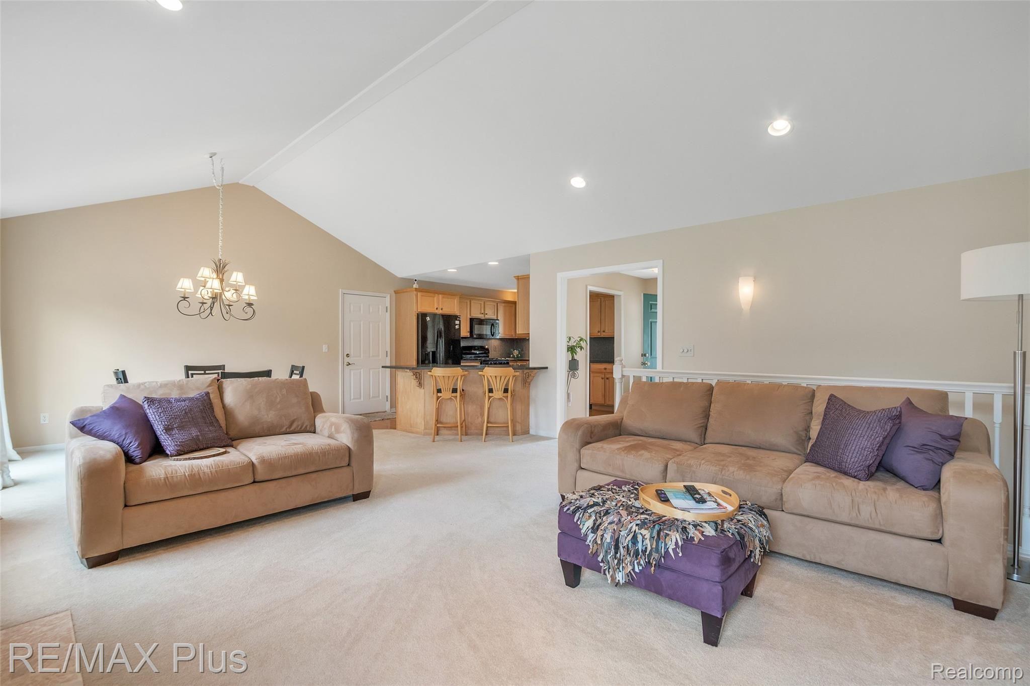 09_3760MitchellRdWindowStillRealEstatePhotography_9_mls.jpg