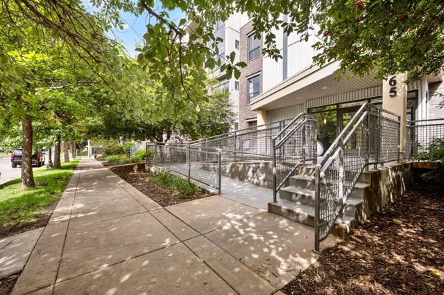 $234,000 | 2565 Franklin Avenue, Unit 313, St. Paul, MN 55114