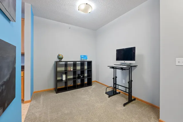 $234,000 | 2565 Franklin Avenue, Unit 313, St. Paul, MN 55114
