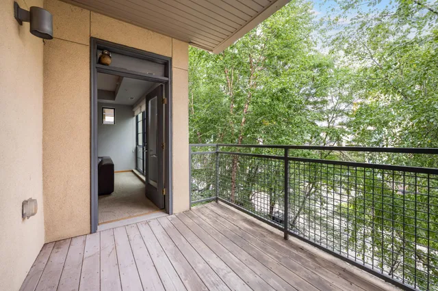 $234,000 | 2565 Franklin Avenue, Unit 313, St. Paul, MN 55114