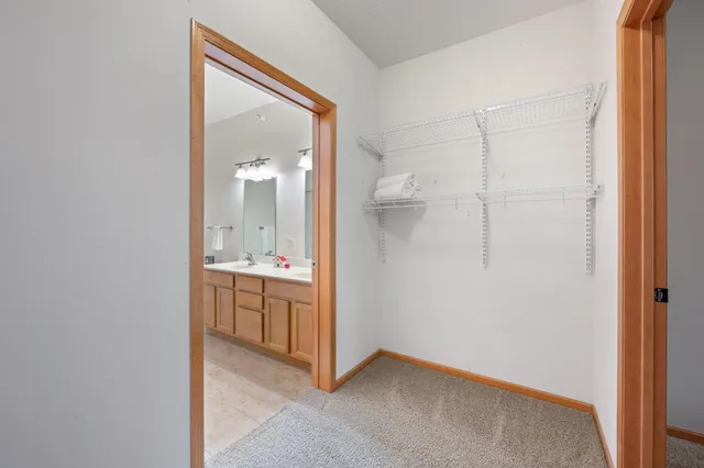 $234,000 | 2565 Franklin Avenue, Unit 313, St. Paul, MN 55114
