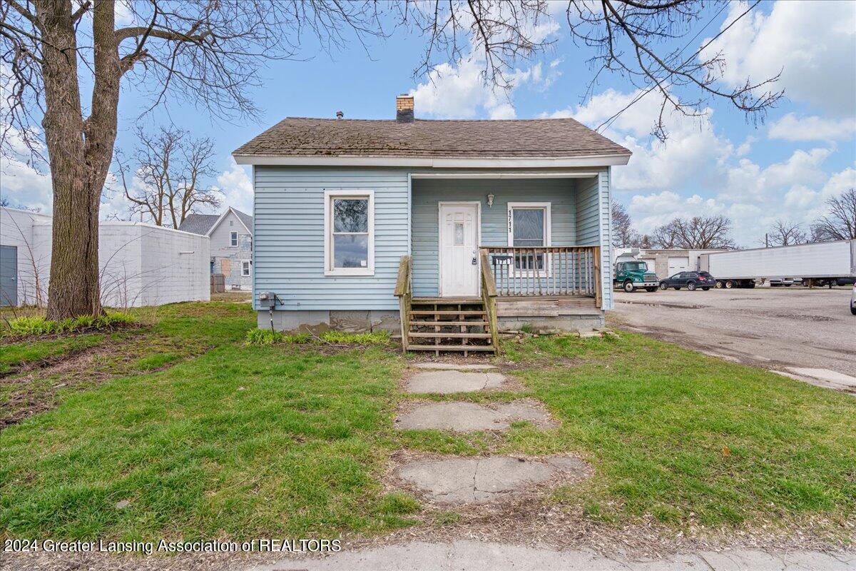 1711 Turner Road Lansing, MI 48906 - Photo 1 of 22 02-Media Jett-2