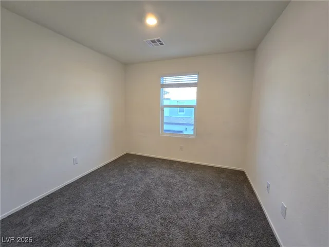 $1,900 | 487 Waterfall Cove, Henderson, NV 89002