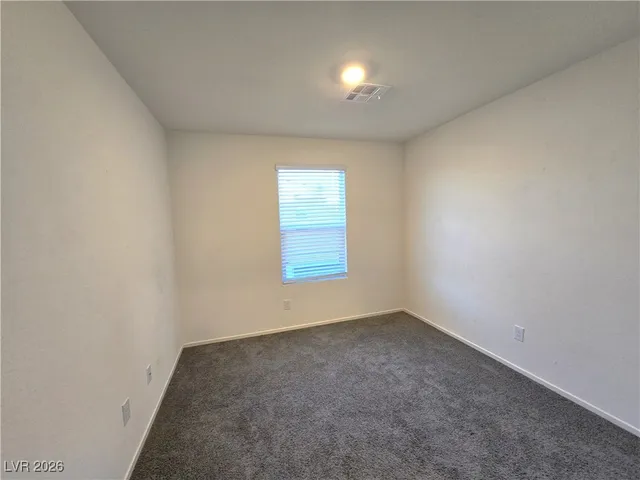 $1,900 | 487 Waterfall Cove, Henderson, NV 89002