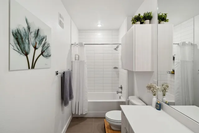 $389,999 | 4802 South Congress Avenue, Unit 215, Austin, TX 78745