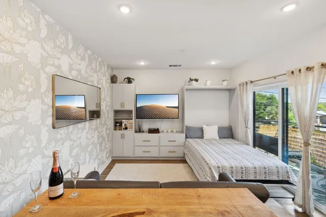 $389,999 | 4802 South Congress Avenue, Unit 215, Austin, TX 78745