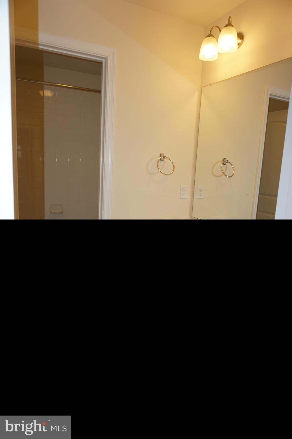 8122 Ridgely Loop Severn, MD 21144 - Photo 14 of 30 Interior (General)