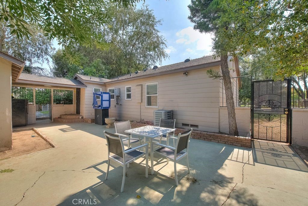 2803 Ladera Road San Bernardino, CA 92405 - Photo 41 of 60
