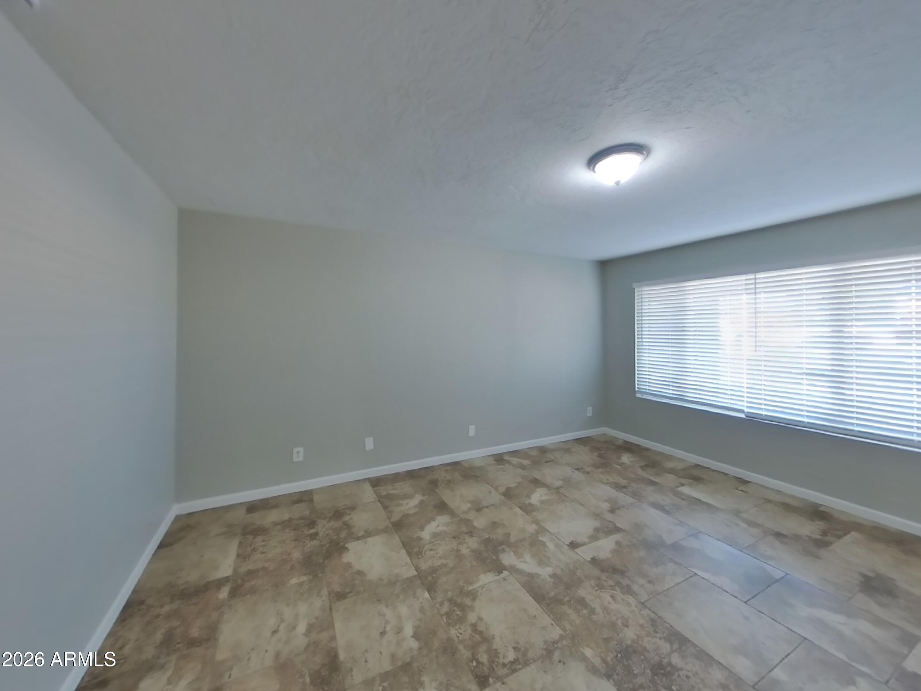 4309 West Ruth Avenue Glendale, AZ 85302 - Photo 3 of 16 2_Image_SMlJ8ijtkX