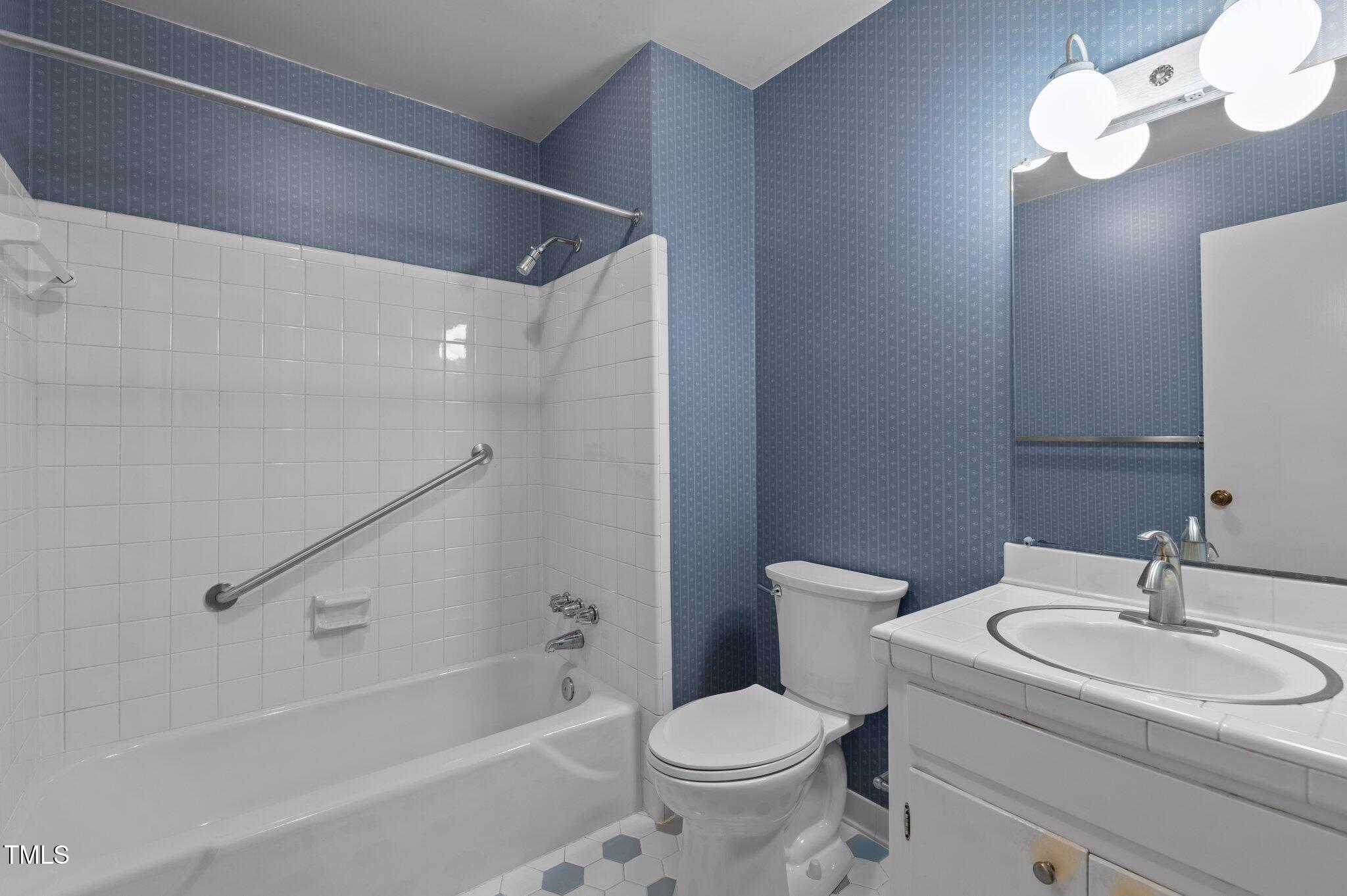 307 Rustic Ridge Road Cary, NC 27511 - Photo 24 of 47 34-web-or-mls-DSC_8125