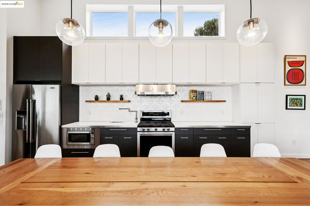 $989,000 | 4520 St Andrews Road, Oakland, CA 94605