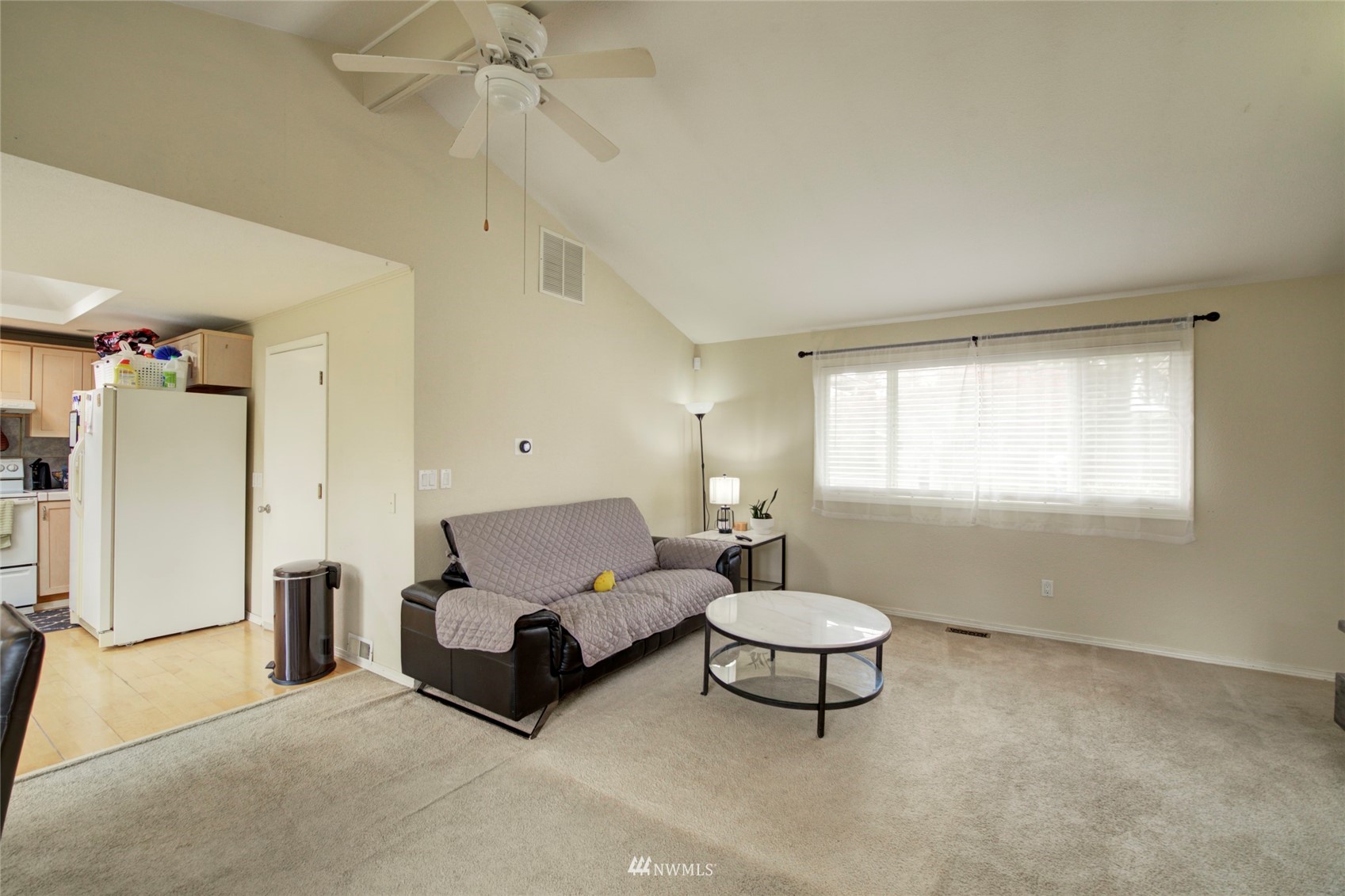 701 Logan Road Lynnwood, WA 98036 - Photo 4 of 17 Gallery Image 4