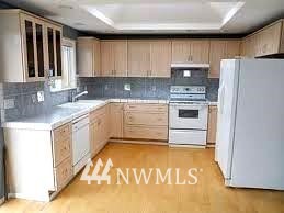 701 Logan Road Lynnwood, WA 98036 - Photo 8 of 17 Gallery Image 8