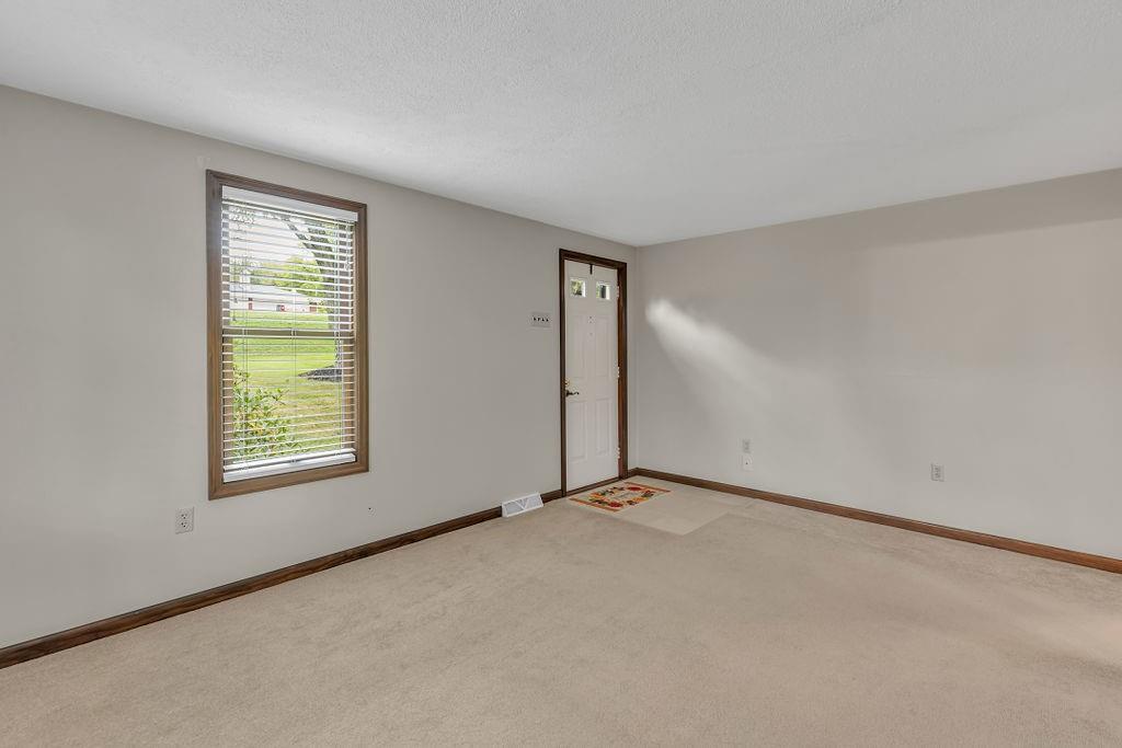 272 Wises Grove Road New Brighton, PA 15066 - Photo 8 of 21 Gallery Image 8
