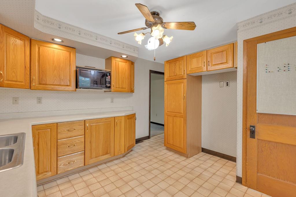 272 Wises Grove Road New Brighton, PA 15066 - Photo 10 of 21 Gallery Image 10