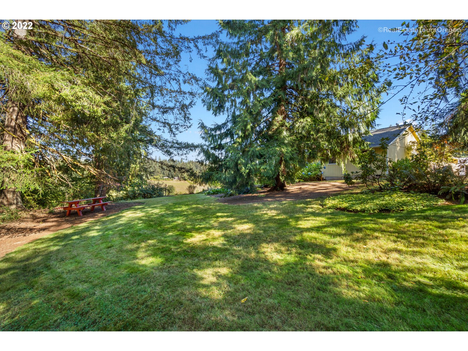 12715 South Casto Road Oregon City, OR 97045 - Photo 30 of 32 a view of outdoor space with deck and yard