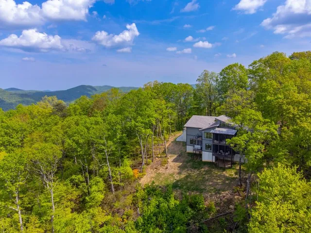 $2,790,000 | 377 Charmont Drive, Tiger, GA 30576