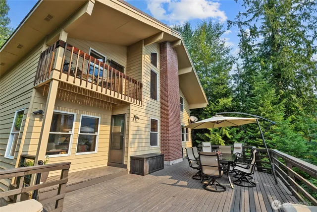 $1,279,999 | 160 Wilderness Lane, Easton, WA 98925