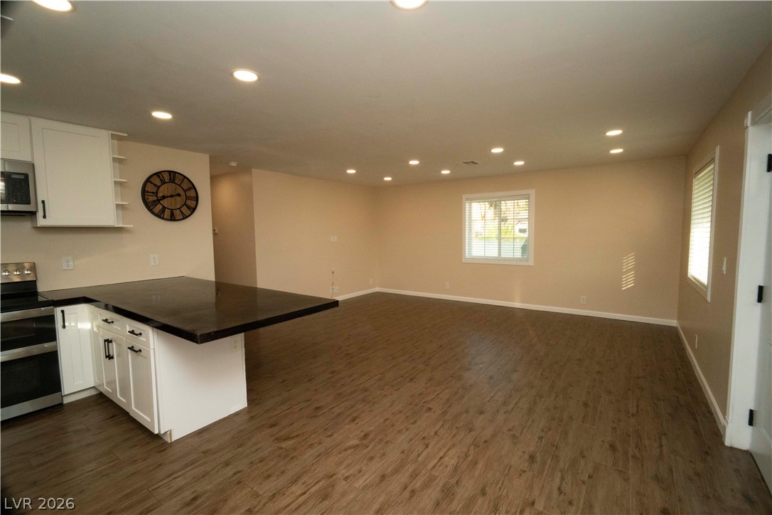 190 Robbin Avenue Overton, NV 89040 - Photo 8 of 13