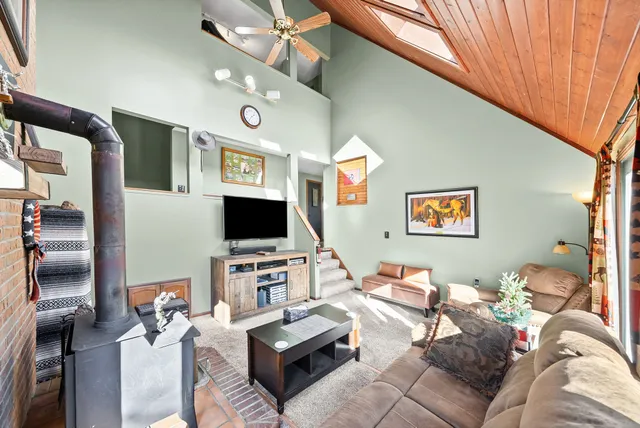 $849,900 | 5425 Thorn Hollow Road, Cumberland Furnace, TN 37051