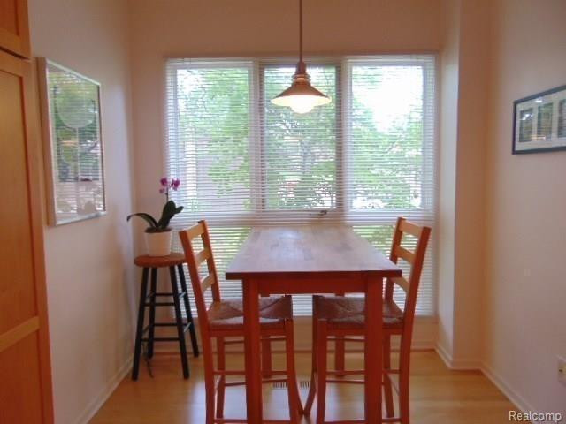 824 Earhart Road Ann Arbor, MI 48105 - Photo 6 of 19