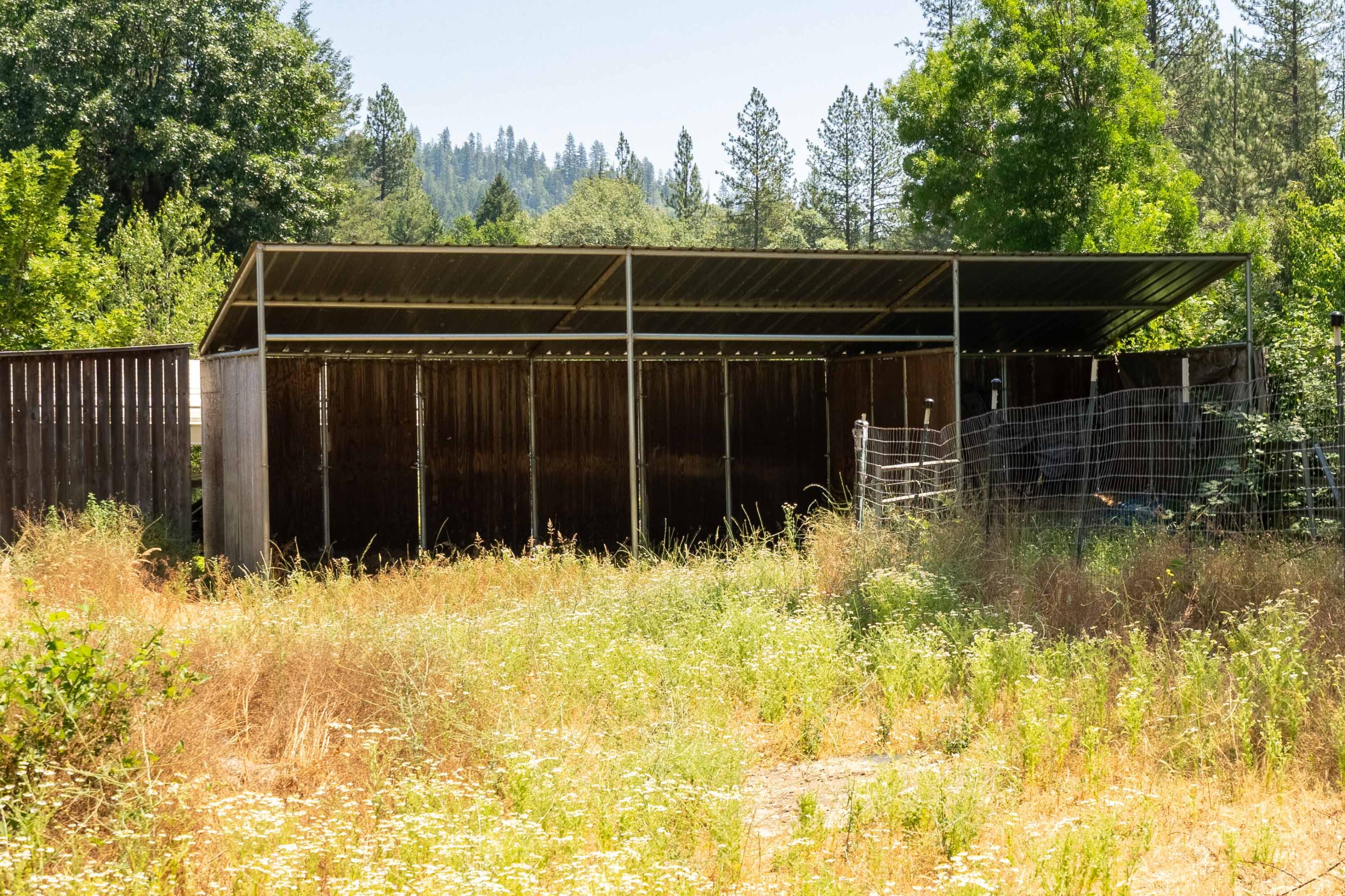 244 Griffin Road Grants Pass, OR 97527 - Photo 84 of 96 DSC07538-HDR